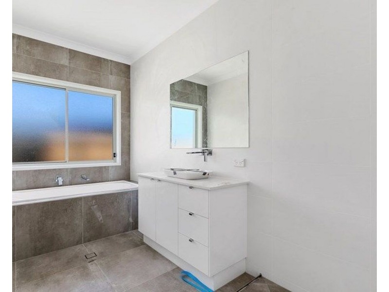 18 Waderbird Crescent, Pelican Waters QLD 4551