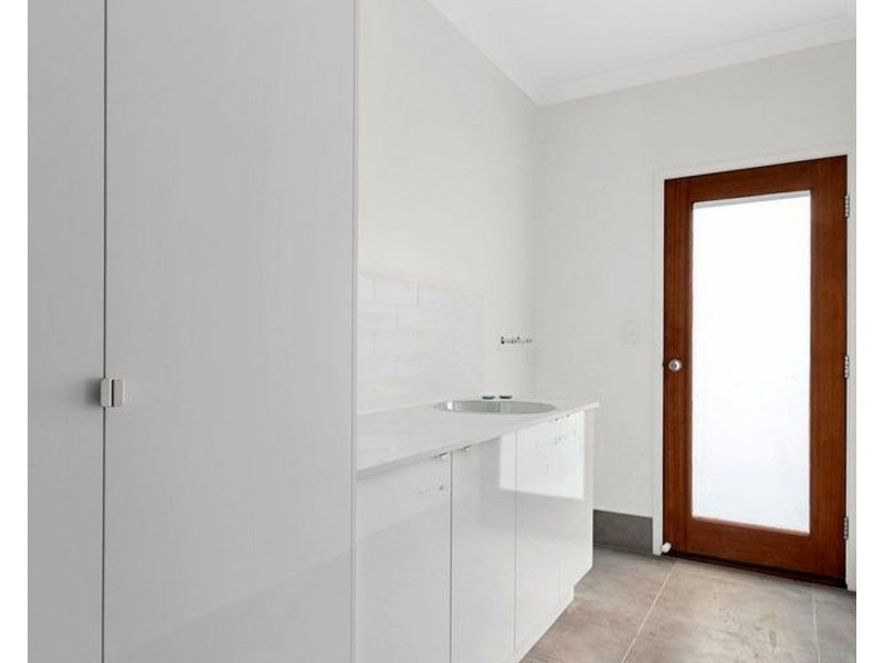 18 Waderbird Crescent, Pelican Waters QLD 4551