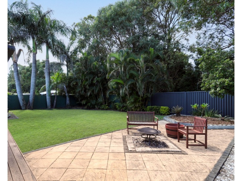 23 Midden Place, Pelican Waters QLD 4551