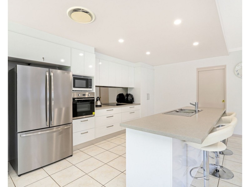 23 Midden Place, Pelican Waters QLD 4551