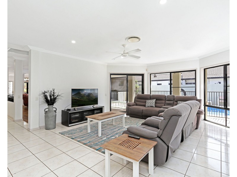 23 Midden Place, Pelican Waters QLD 4551