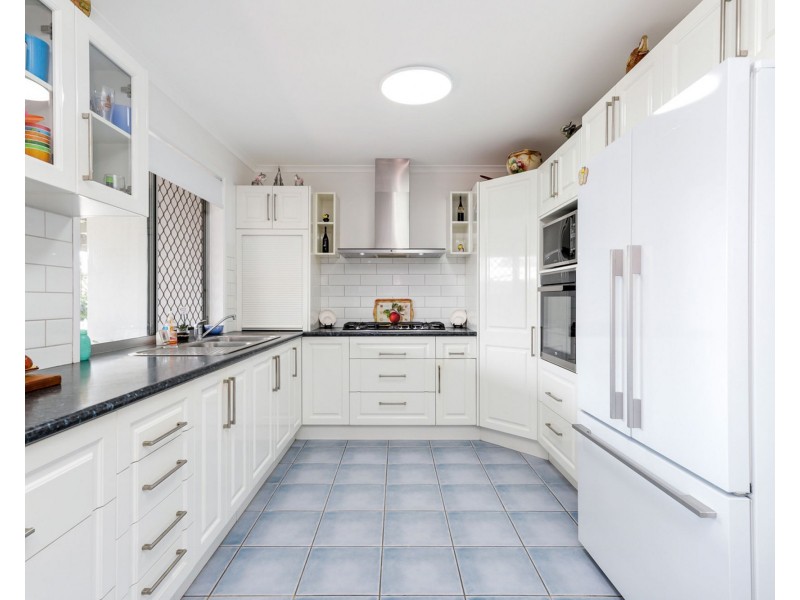 10 Langura Street, Warana QLD 4575