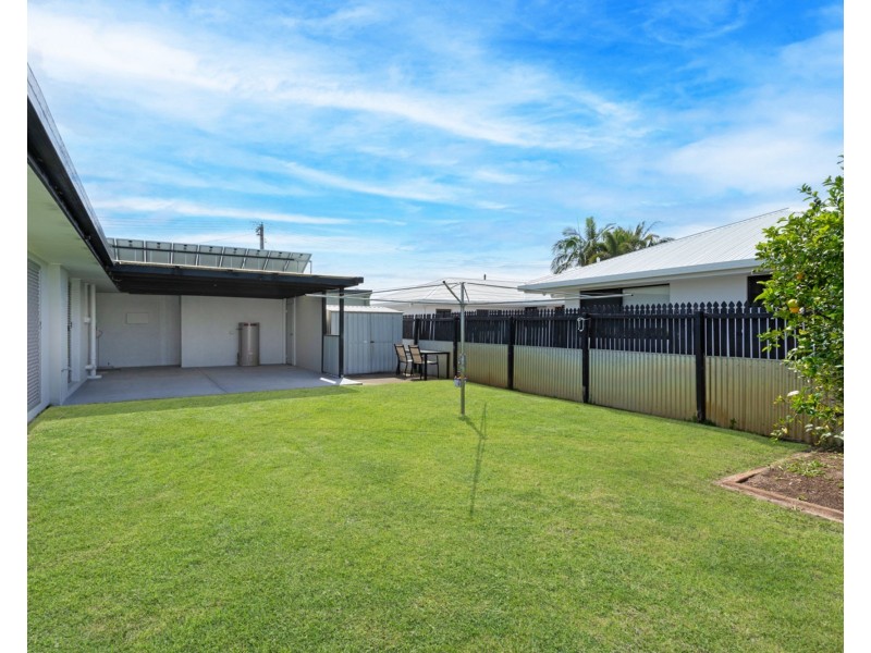 10 Langura Street, Warana QLD 4575