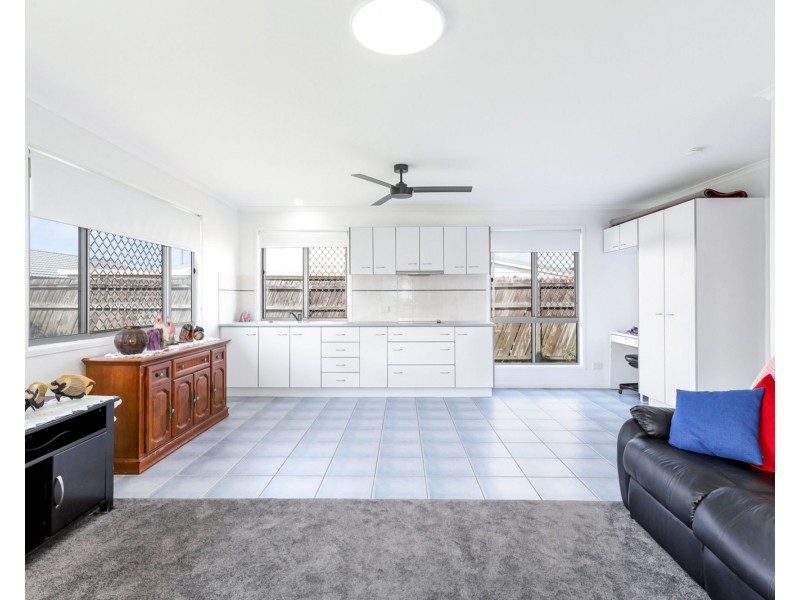 10 Langura Street, Warana QLD 4575