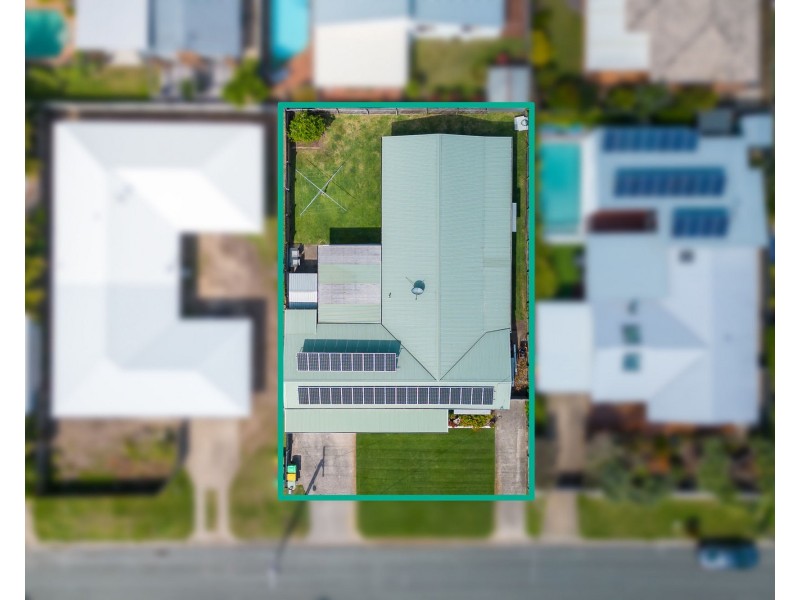 10 Langura Street, Warana QLD 4575