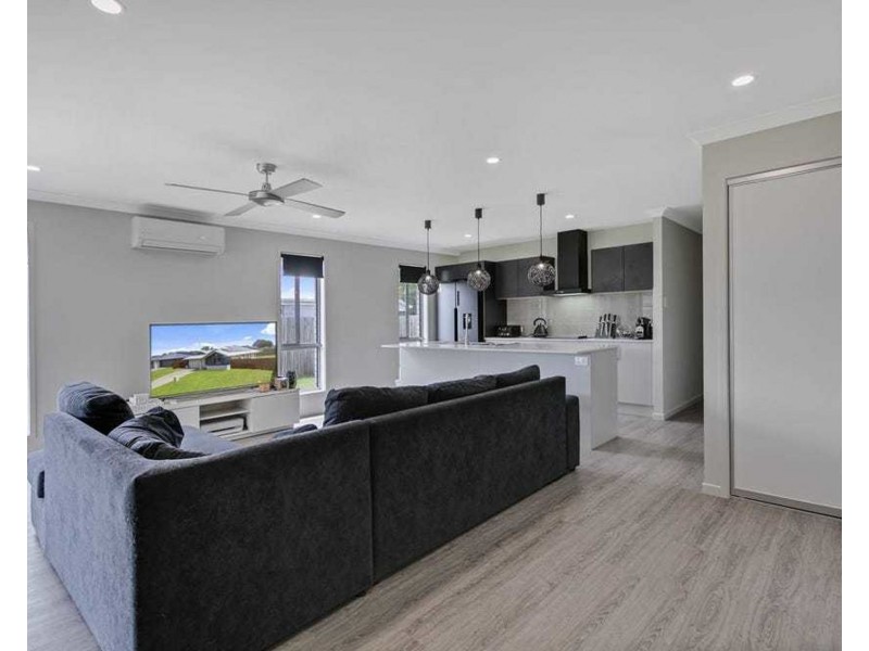 9 Ngungun Crescent, Glass House Mountains QLD 4518