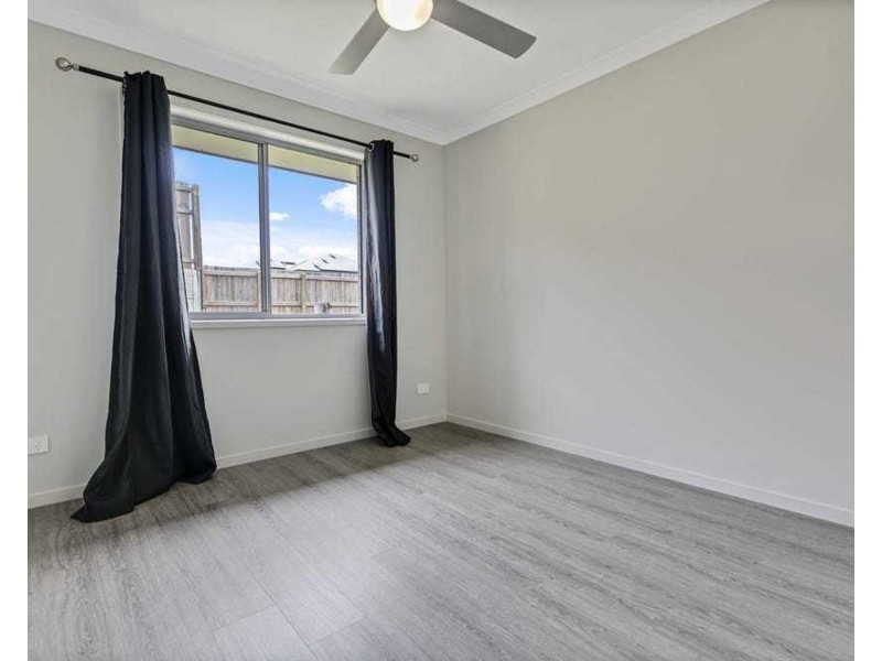 9 Ngungun Crescent, Glass House Mountains QLD 4518
