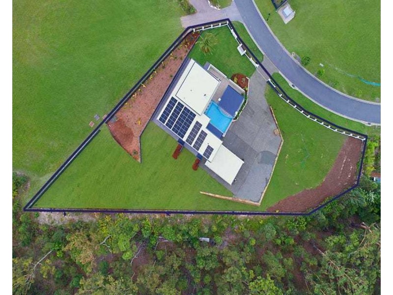 33 Kingfisher Crescent, Palmview QLD 4553