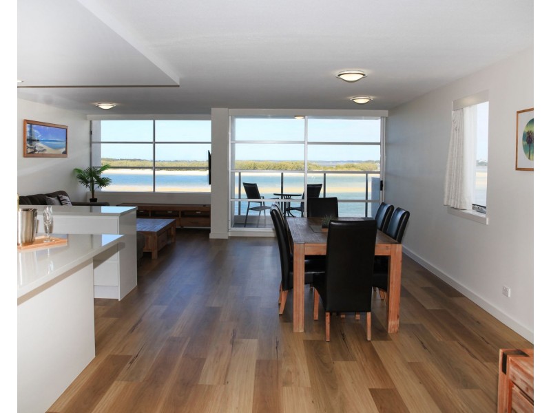 12/4 Maloja Avenue, Caloundra QLD 4551