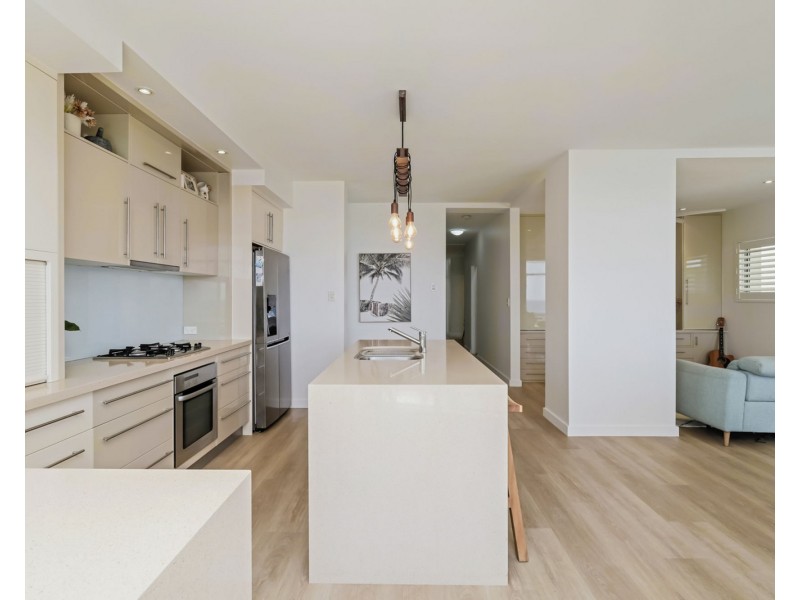 1/244 Alexandra Parade, Alexandra Headland QLD 4572