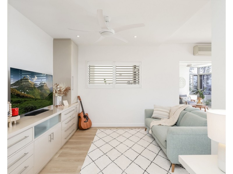 1/244 Alexandra Parade, Alexandra Headland QLD 4572