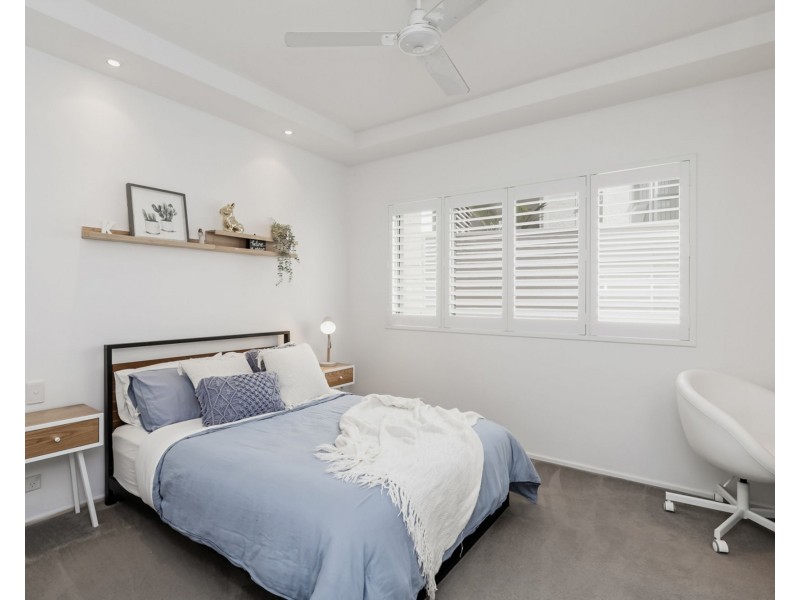 1/244 Alexandra Parade, Alexandra Headland QLD 4572