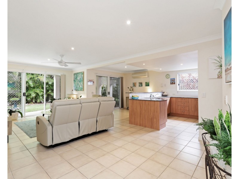 18/1 Harbourlights Way, Pelican Waters QLD 4551