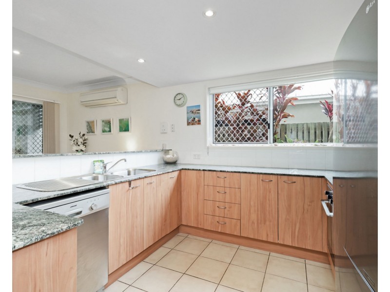 18/1 Harbourlights Way, Pelican Waters QLD 4551