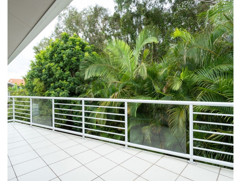 18/1 Harbourlights Way, Pelican Waters QLD 4551