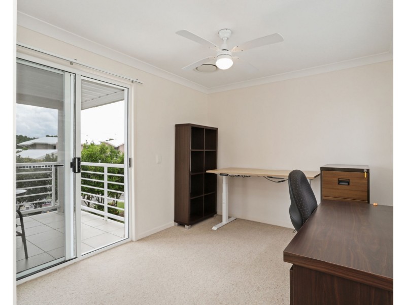 18/1 Harbourlights Way, Pelican Waters QLD 4551