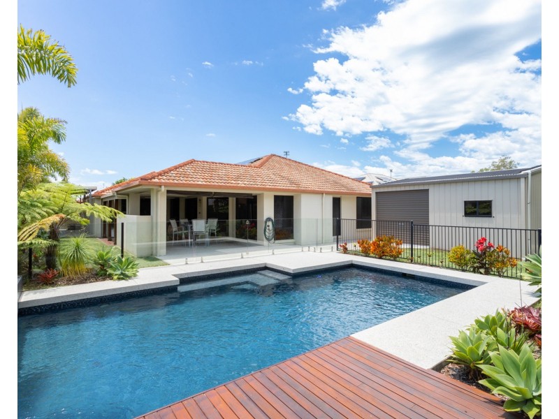 4 Tytherleigh Lane, Pelican Waters QLD 4551