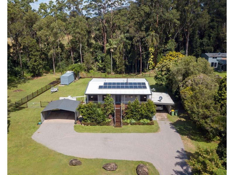 128 Lindeman Road, Beerwah QLD 4519