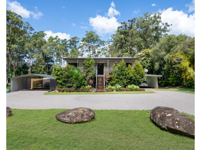 128 Lindeman Road, Beerwah QLD 4519