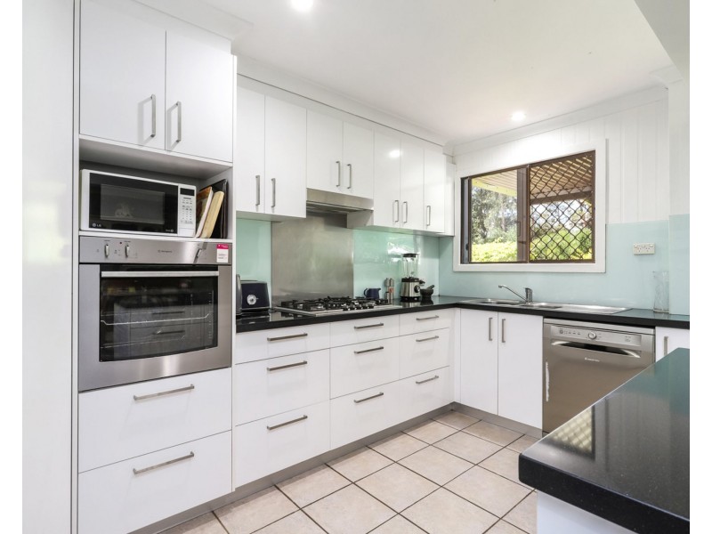 128 Lindeman Road, Beerwah QLD 4519