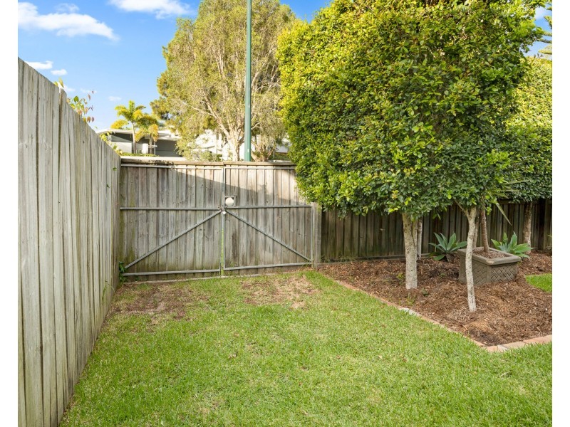 2 The Promenade, Pelican Waters QLD 4551