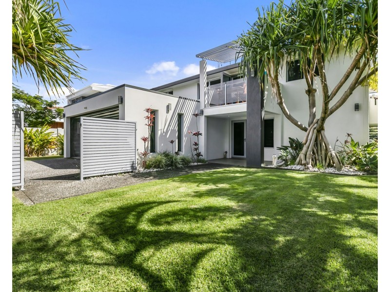 9 Culbara Street, Mooloolaba QLD 4557