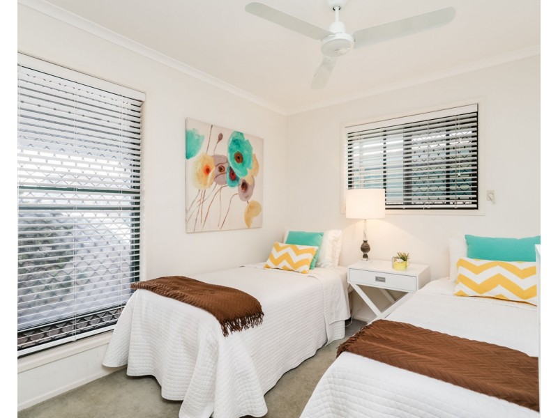 191/4 Melody Court, Warana QLD 4575