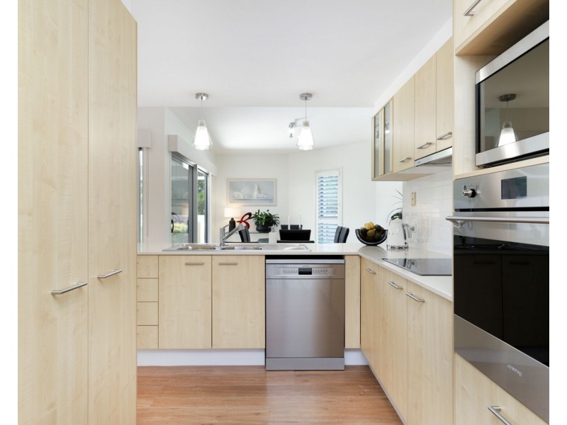 2B Kuthar Street, Pelican Waters QLD 4551