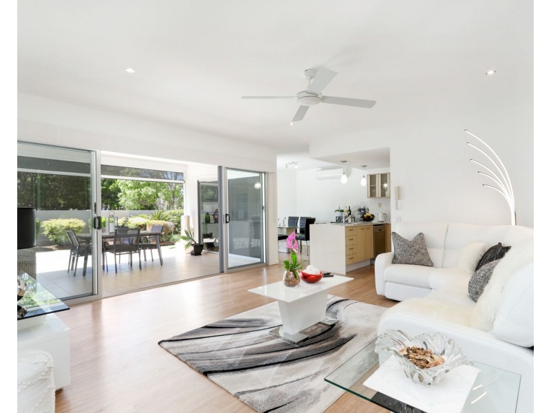 2B Kuthar Street, Pelican Waters QLD 4551