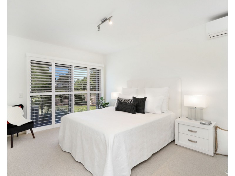 2B Kuthar Street, Pelican Waters QLD 4551