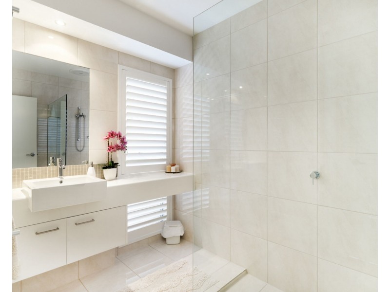 2B Kuthar Street, Pelican Waters QLD 4551