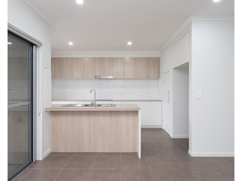 48 Creekwood Avenue, Meridan Plains QLD 4551