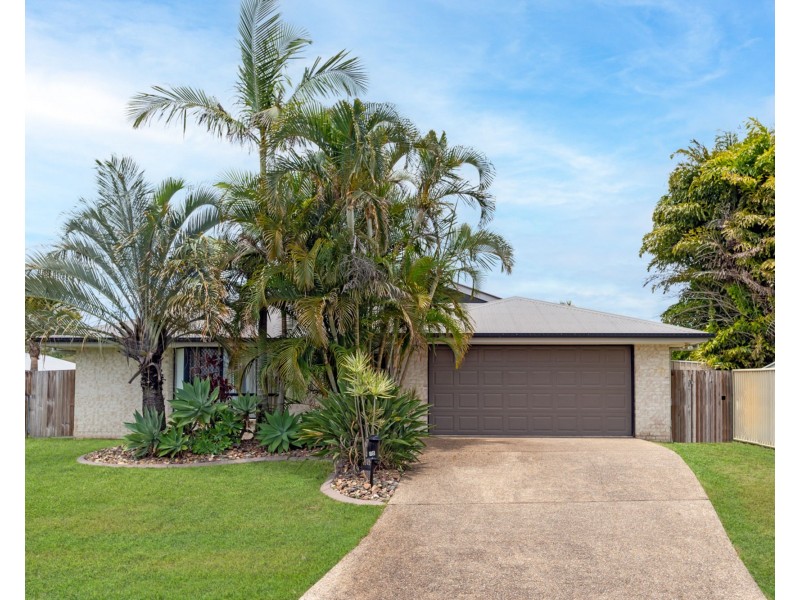 15 Anglia Place, Little Mountain QLD 4551