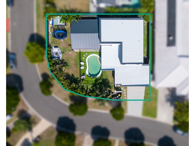 8 Jasmin Circle, Bokarina QLD 4575