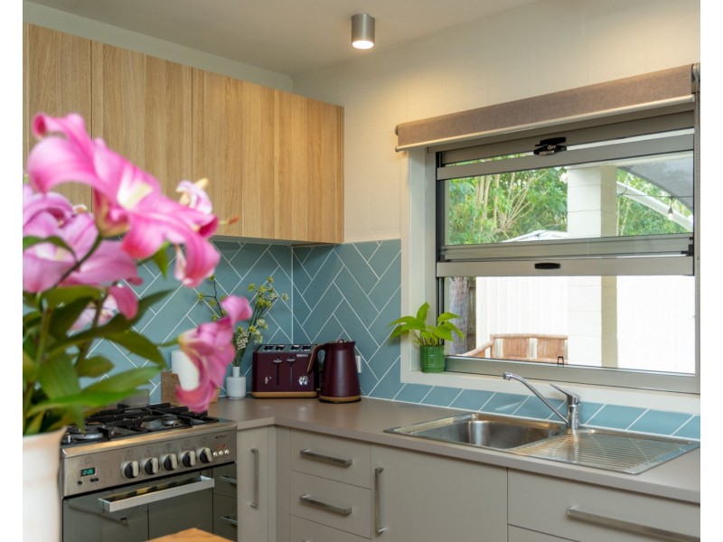 9 Collins Lane, Golden Beach QLD 4551