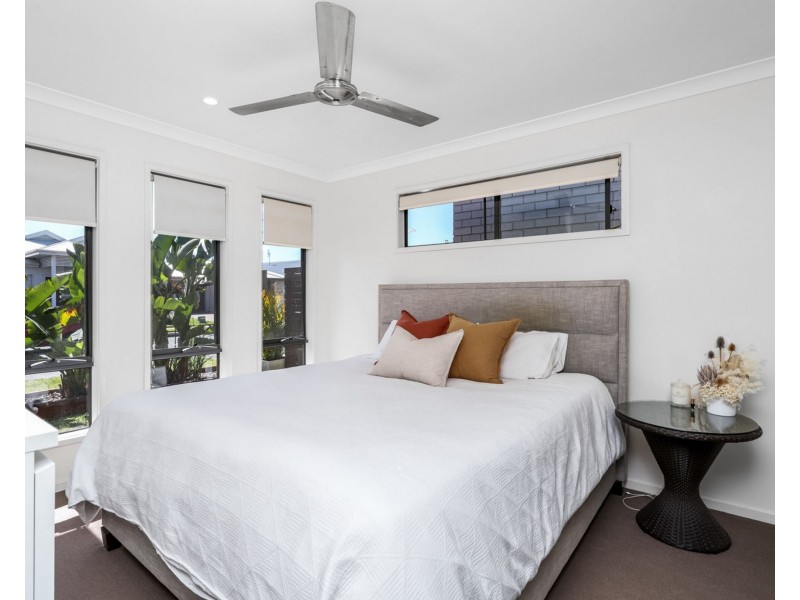 53 Auburn Street, Caloundra West QLD 4551