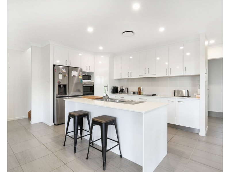 1/10 Mint Street, Caloundra West QLD 4551