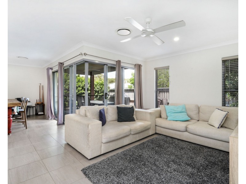 1/10 Mint Street, Caloundra West QLD 4551