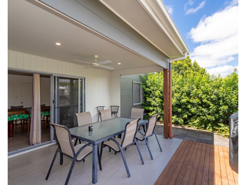 1/10 Mint Street, Caloundra West QLD 4551