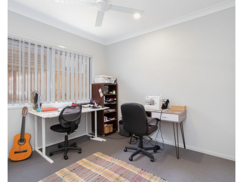 9 Sunray Avenue, Palmview QLD 4553