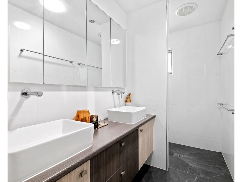 14 Bond Street, Pelican Waters QLD 4551