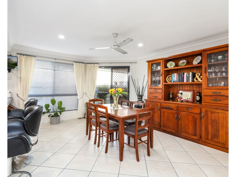 11 Gillingham Place, Pelican Waters QLD 4551