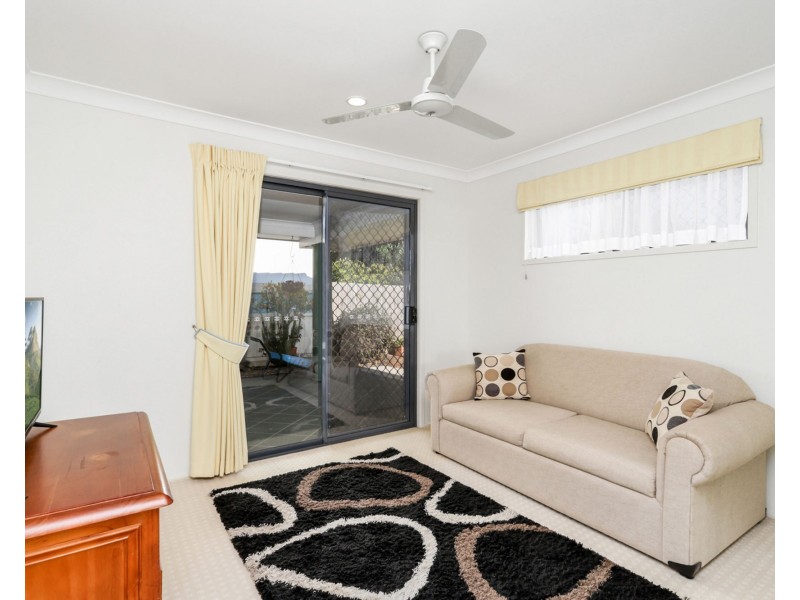 11 Gillingham Place, Pelican Waters QLD 4551