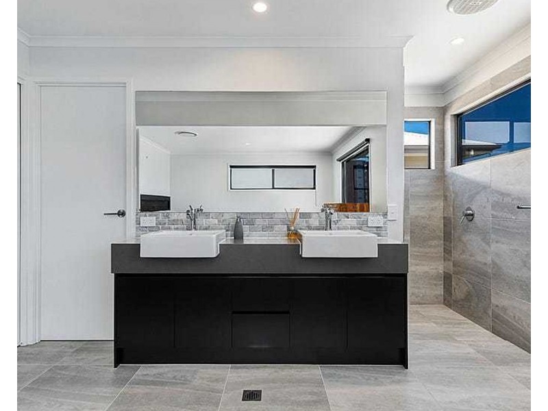 28 Prime Parade, Birtinya QLD 4575
