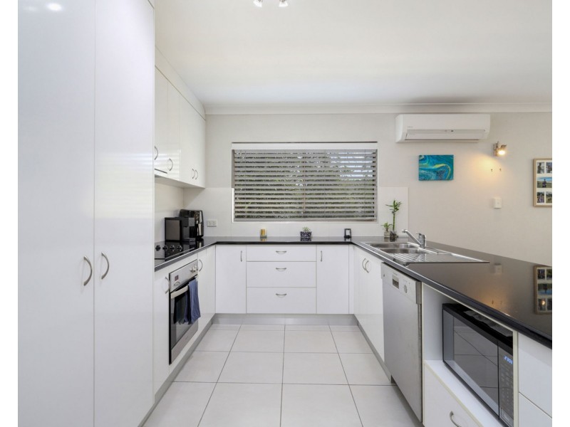4/123 Duporth Avenue, Maroochydore QLD 4558