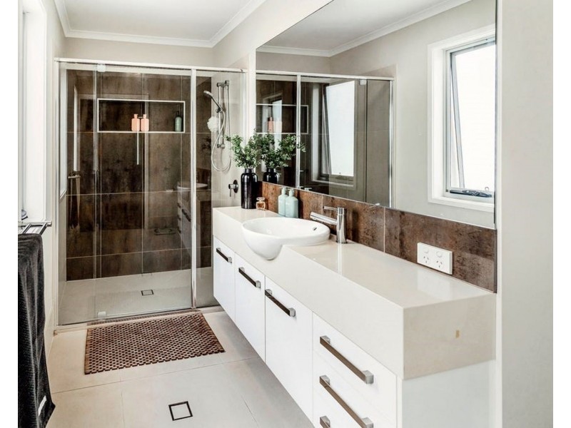 1 Hilliards Lane, Maroochydore QLD 4558