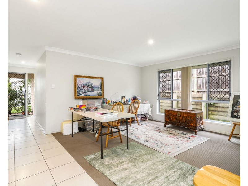 21 Sunrise Terrace, Little Mountain QLD 4551