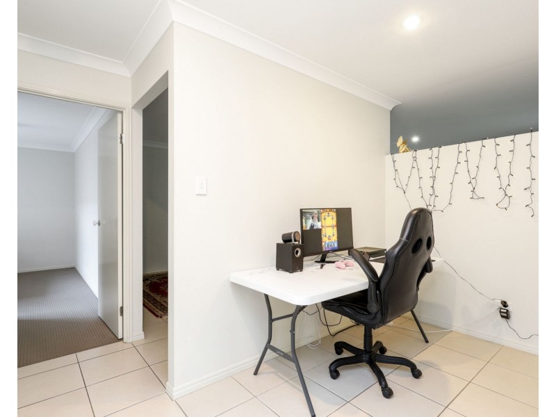 21 Sunrise Terrace, Little Mountain QLD 4551