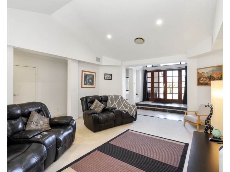 29 Undanbi Place, Pelican Waters QLD 4551