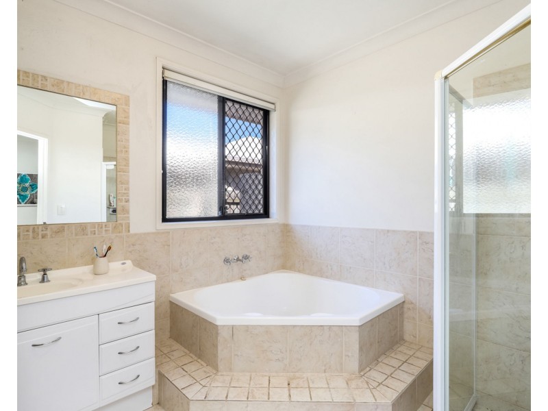 29 Undanbi Place, Pelican Waters QLD 4551